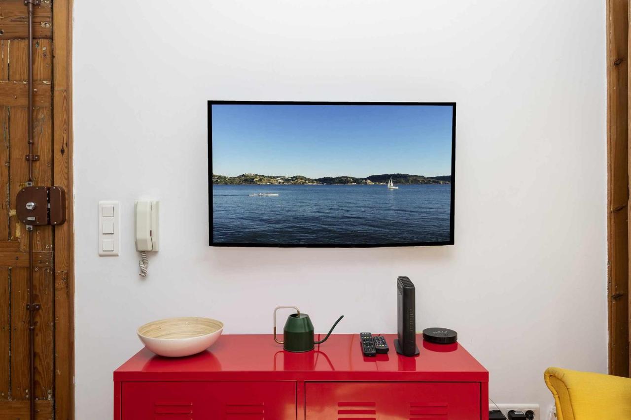 Typical Portuguese Apartment In Sao Bento Lisboa Extérieur photo