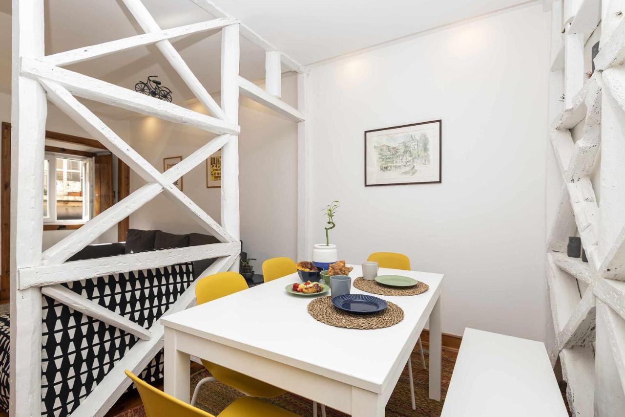 Typical Portuguese Apartment In Sao Bento Lisboa Extérieur photo