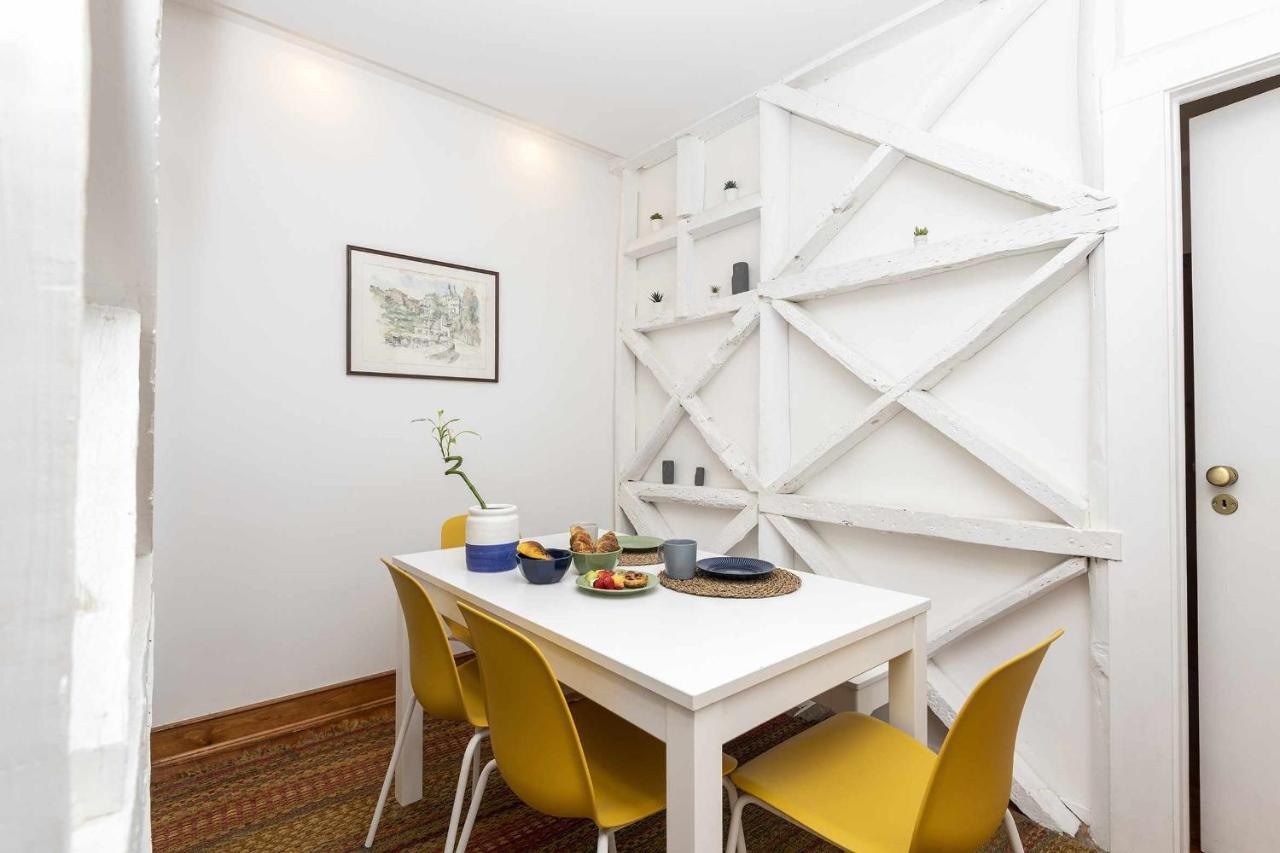 Typical Portuguese Apartment In Sao Bento Lisboa Extérieur photo