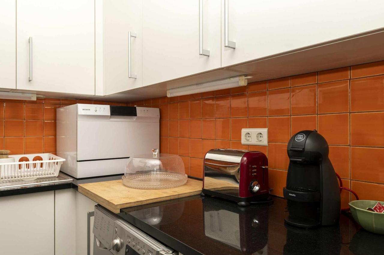 Typical Portuguese Apartment In Sao Bento Lisboa Extérieur photo